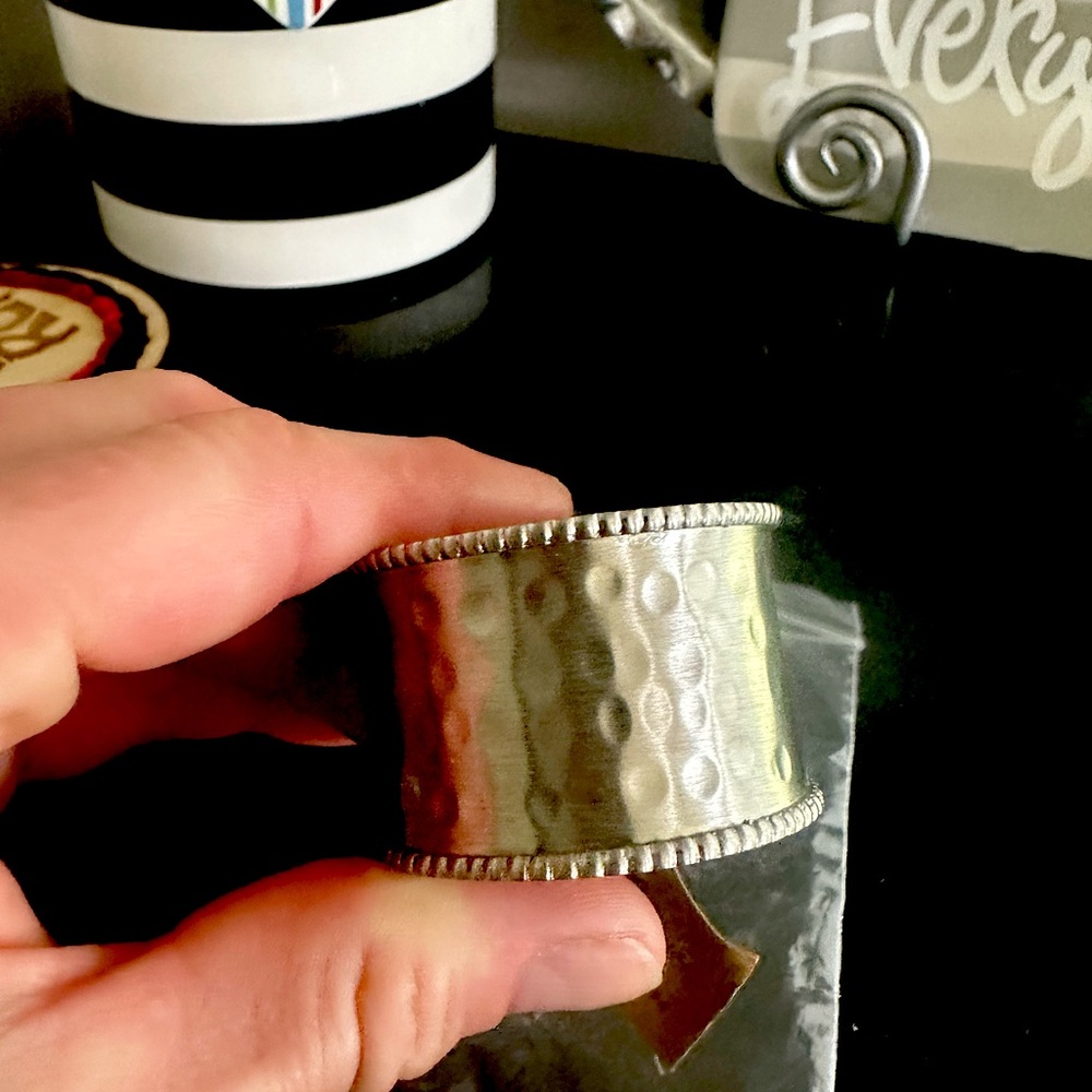 NWT Set of two hammered, Pewter style napkin rings absolutely stunning!